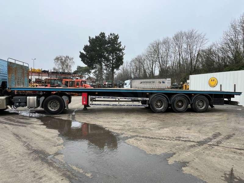 Trax 3 ESSIEUX - סמיטריילר צד נופל/ שטוח: תמונה 4 Trax 3 ESSIEUX - סמיטריילר צד נופל/ שטוח: תמונה 4