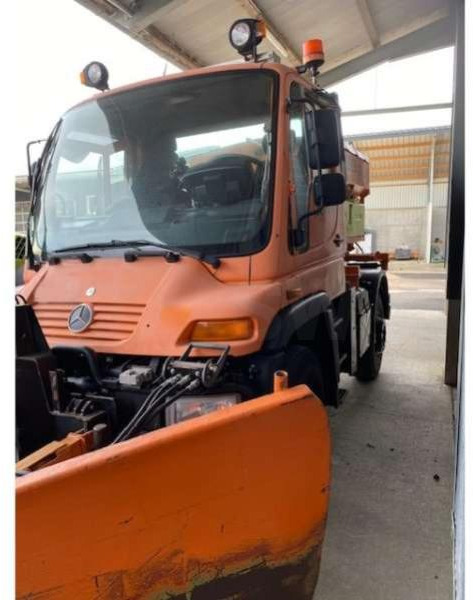 Unimog UNIMOG - מפלסת שלג: תמונה 3 Unimog UNIMOG - מפלסת שלג: תמונה 3