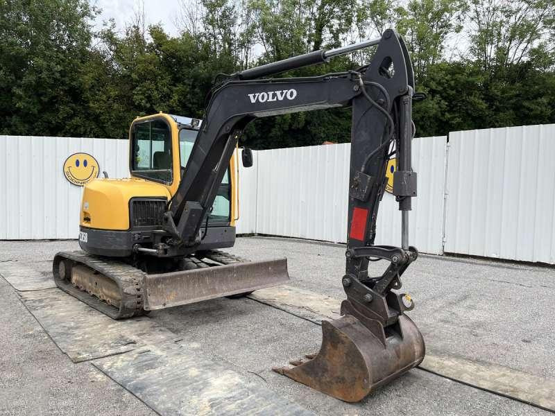 מיני מחפר Volvo ECR58: תמונה 9
