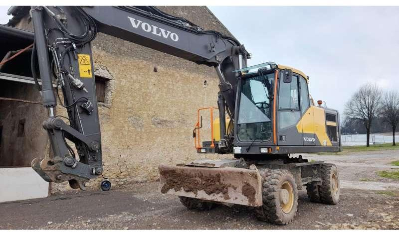 Volvo EW180E - מחפר גלגלים: תמונה 1 Volvo EW180E - מחפר גלגלים: תמונה 1