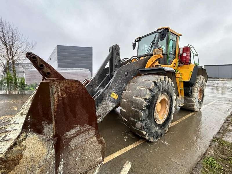 Volvo L220H - מעמיס גלגלים: תמונה 5 Volvo L220H - מעמיס גלגלים: תמונה 5