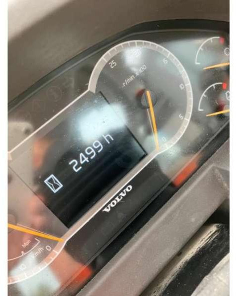מעמיס גלגלים Volvo L90H: תמונה 8