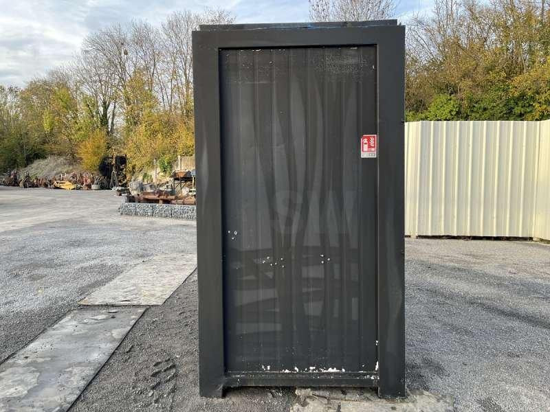 WC - מכולת בנייה: תמונה 3 WC - מכולת בנייה: תמונה 3