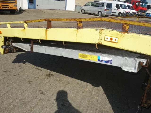 DAF 65 240ATI euro2 OPRIJWAGEN - משאית הובלה אוטומטית: תמונה 2 DAF 65 240ATI euro2 OPRIJWAGEN - משאית הובלה אוטומטית: תמונה 2