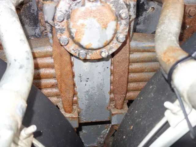 DAF 85.410 CF 6X4 STEEL SPRINGS MANUAL GEARBOX - משאית הרמת וו: תמונה 5 DAF 85.410 CF 6X4 STEEL SPRINGS MANUAL GEARBOX - משאית הרמת וו: תמונה 5