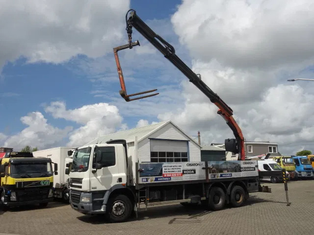 DAF CF 360 6X4 MANUAL GEAR STEELSPRINGS 18,5 TON PALFINKER - משאית צד נופל/ שטוחה, משאית מנוף: תמונה 1 DAF CF 360 6X4 MANUAL GEAR STEELSPRINGS 18,5 TON PALFINKER - משאית צד נופל/ שטוחה, משאית מנוף: תמונה 1