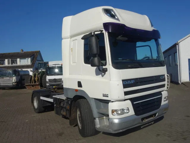 DAF CF 410 - יחידת טרקטור: תמונה 2 DAF CF 410 - יחידת טרקטור: תמונה 2