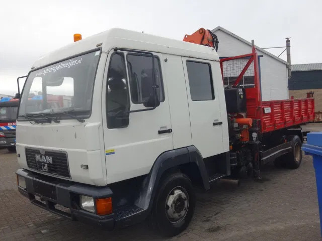 MAN 12.224 DC,8,5 TON ATLAS KRAAN,KIPPER,MANUAL POMP - מזהיר, משאית מנוף: תמונה 5 MAN 12.224 DC,8,5 TON ATLAS KRAAN,KIPPER,MANUAL POMP - מזהיר, משאית מנוף: תמונה 5