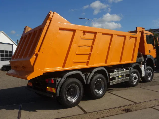 MAN TGA 41-440 8X6 MANUAL GEARBOX 22M3 MEILLER TIPPER - מזהיר: תמונה 2 MAN TGA 41-440 8X6 MANUAL GEARBOX 22M3 MEILLER TIPPER - מזהיר: תמונה 2