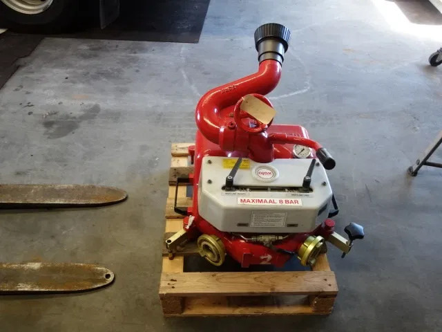 Mercedes-Benz 1325 MOBIL WATER CANON - משאית אש: תמונה 1 Mercedes-Benz 1325 MOBIL WATER CANON - משאית אש: תמונה 1