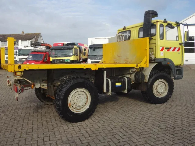 Renault TRM 4X4 MET HYDROLIEKAANSLUITING VOOR BUMPER - משאית תיבה: תמונה 3 Renault TRM 4X4 MET HYDROLIEKAANSLUITING VOOR BUMPER - משאית תיבה: תמונה 3