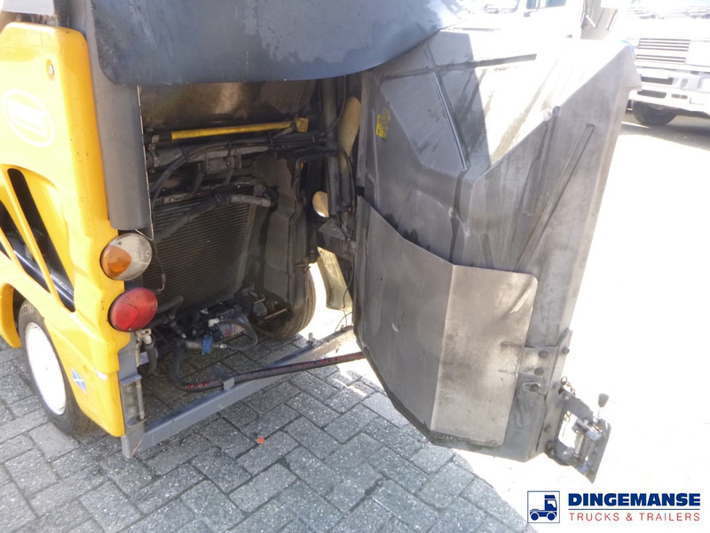 מטאטא כבישים Applied sweeper Green machine 636: תמונה 20
