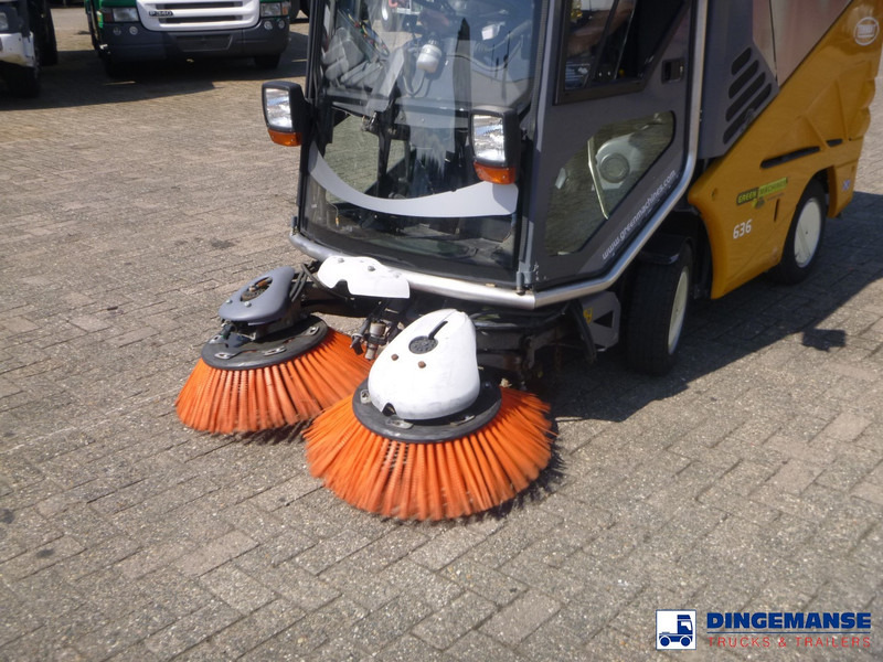 מטאטא כבישים Applied sweeper Green machine 636: תמונה 11