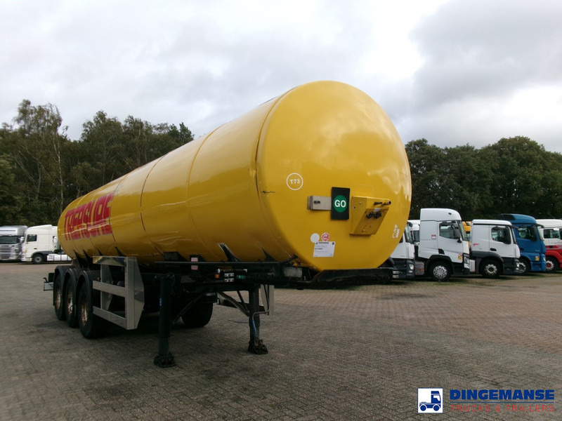 Clayton Food (beer) tank inox 30 m3 / 1 comp - סמיטריילר מכל: תמונה 2 Clayton Food (beer) tank inox 30 m3 / 1 comp - סמיטריילר מכל: תמונה 2