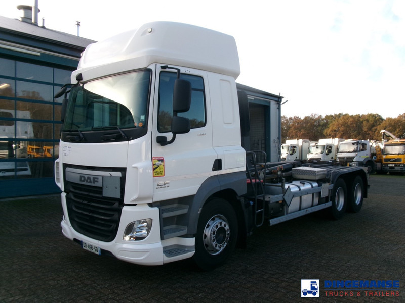 DAF CF 460 6x2 Euro 6 Hyva container hook 20 t - משאית הרמת וו: תמונה 5 DAF CF 460 6x2 Euro 6 Hyva container hook 20 t - משאית הרמת וו: תמונה 5
