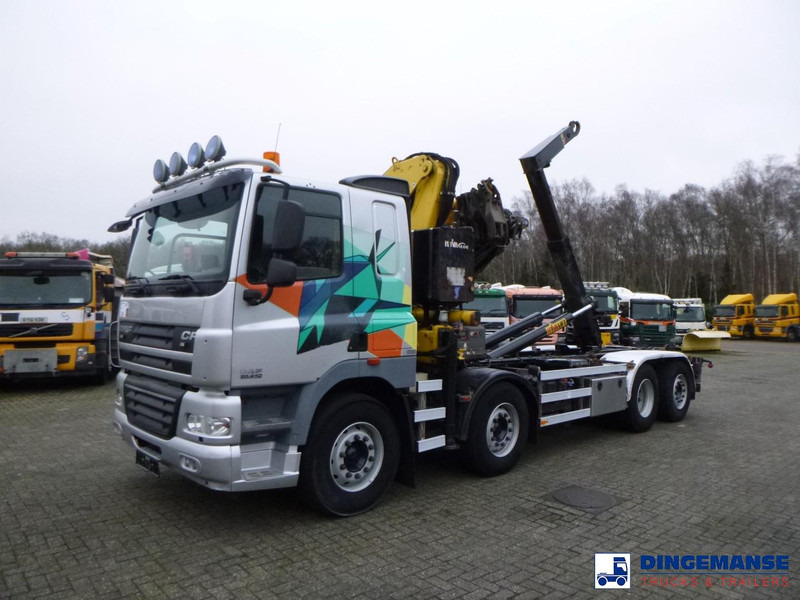 DAF CF 85.410 8x2 Hyva container hook + crane - משאית מנוף: תמונה 1 DAF CF 85.410 8x2 Hyva container hook + crane - משאית מנוף: תמונה 1
