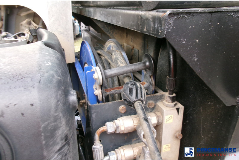מטאטא כבישים DAF LF 55.220 4X2 Johnston street sweeper: תמונה 13