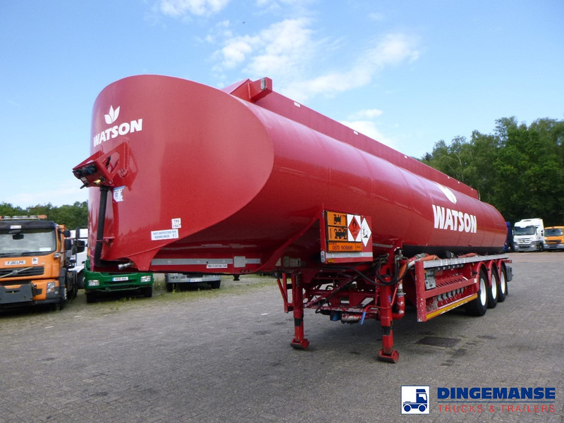 Lakeland Fuel tank alu 42.8 m3 / 6 comp + pump - סמיטריילר מכל: תמונה 1 Lakeland Fuel tank alu 42.8 m3 / 6 comp + pump - סמיטריילר מכל: תמונה 1