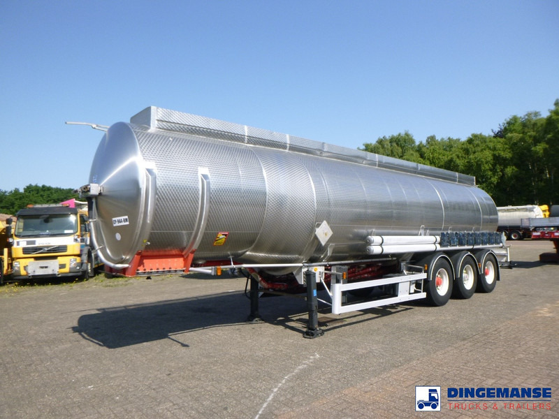 Magyar Fuel tank inox 38.8m3 / 8comp ADR valid 02/12/2025 - סמיטריילר מכל: תמונה 1 Magyar Fuel tank inox 38.8m3 / 8comp ADR valid 02/12/2025 - סמיטריילר מכל: תמונה 1