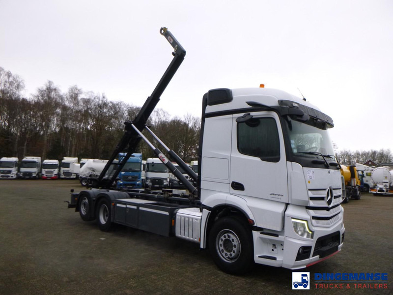 Mercedes-Benz Actros 2843 6x2 Hyva container hook 20t - משאית הרמת וו: תמונה 2 Mercedes-Benz Actros 2843 6x2 Hyva container hook 20t - משאית הרמת וו: תמונה 2