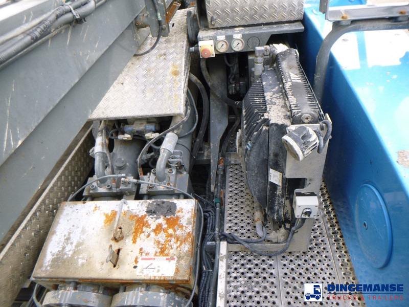 משאית משאבת בטון Mercedes-Benz Arocs 8x4 Liebherr 35 XXT concrete pump 35 m: תמונה 17