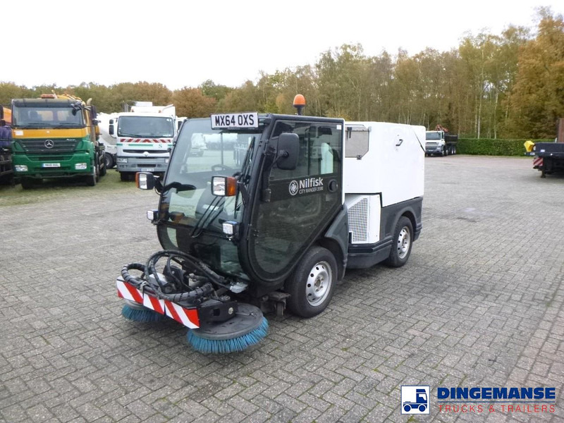 Nilfisk City Ranger CR3500 street sweeper - מטאטא כבישים: תמונה 1 Nilfisk City Ranger CR3500 street sweeper - מטאטא כבישים: תמונה 1