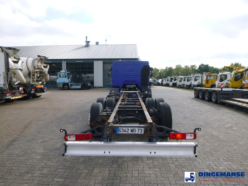 Renault Premium 320 dxi 6x2 chassis ADR - משאית מכל: תמונה 5 Renault Premium 320 dxi 6x2 chassis ADR - משאית מכל: תמונה 5