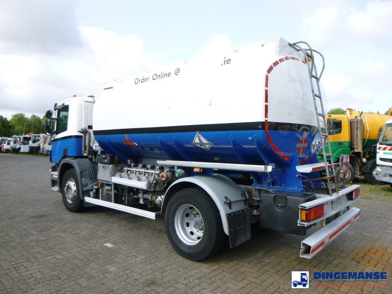 Scania P 230 DB 4x2 RHD fuel tank 12.4 m3 / 4 comp - משאית מכל: תמונה 3 Scania P 230 DB 4x2 RHD fuel tank 12.4 m3 / 4 comp - משאית מכל: תמונה 3