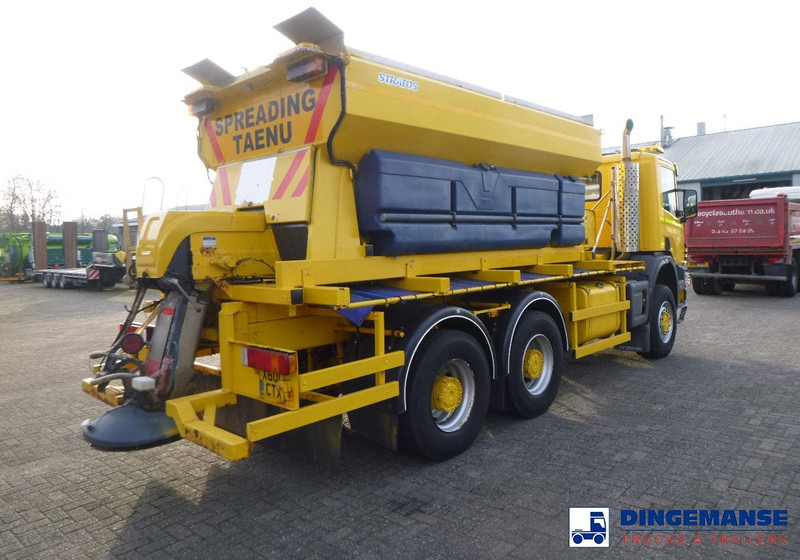 Scania P114-340 CB 6X6 RHD gritter / snow plough - מפלסת שלג: תמונה 4 Scania P114-340 CB 6X6 RHD gritter / snow plough - מפלסת שלג: תמונה 4