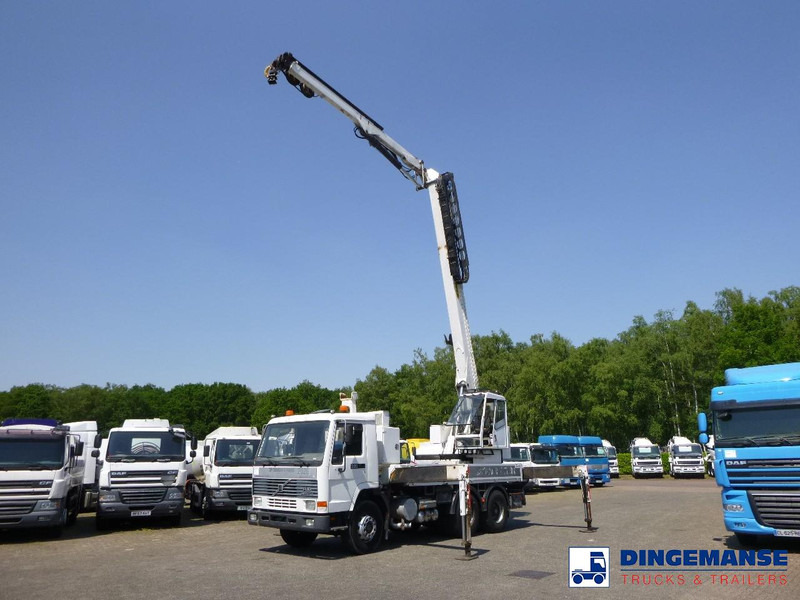 Volvo FL10 6x4 + Palfinger PK680TK - משאית מנוף: תמונה 5 Volvo FL10 6x4 + Palfinger PK680TK - משאית מנוף: תמונה 5