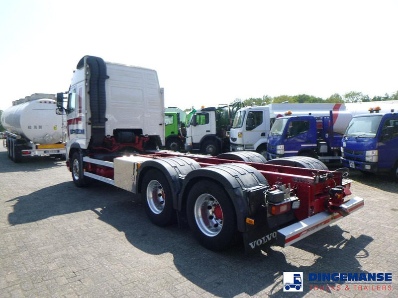 Volvo FM16 600 6x4 Euro 5 chassis + Retarder - משאית עם שלדת תא: תמונה 3 Volvo FM16 600 6x4 Euro 5 chassis + Retarder - משאית עם שלדת תא: תמונה 3