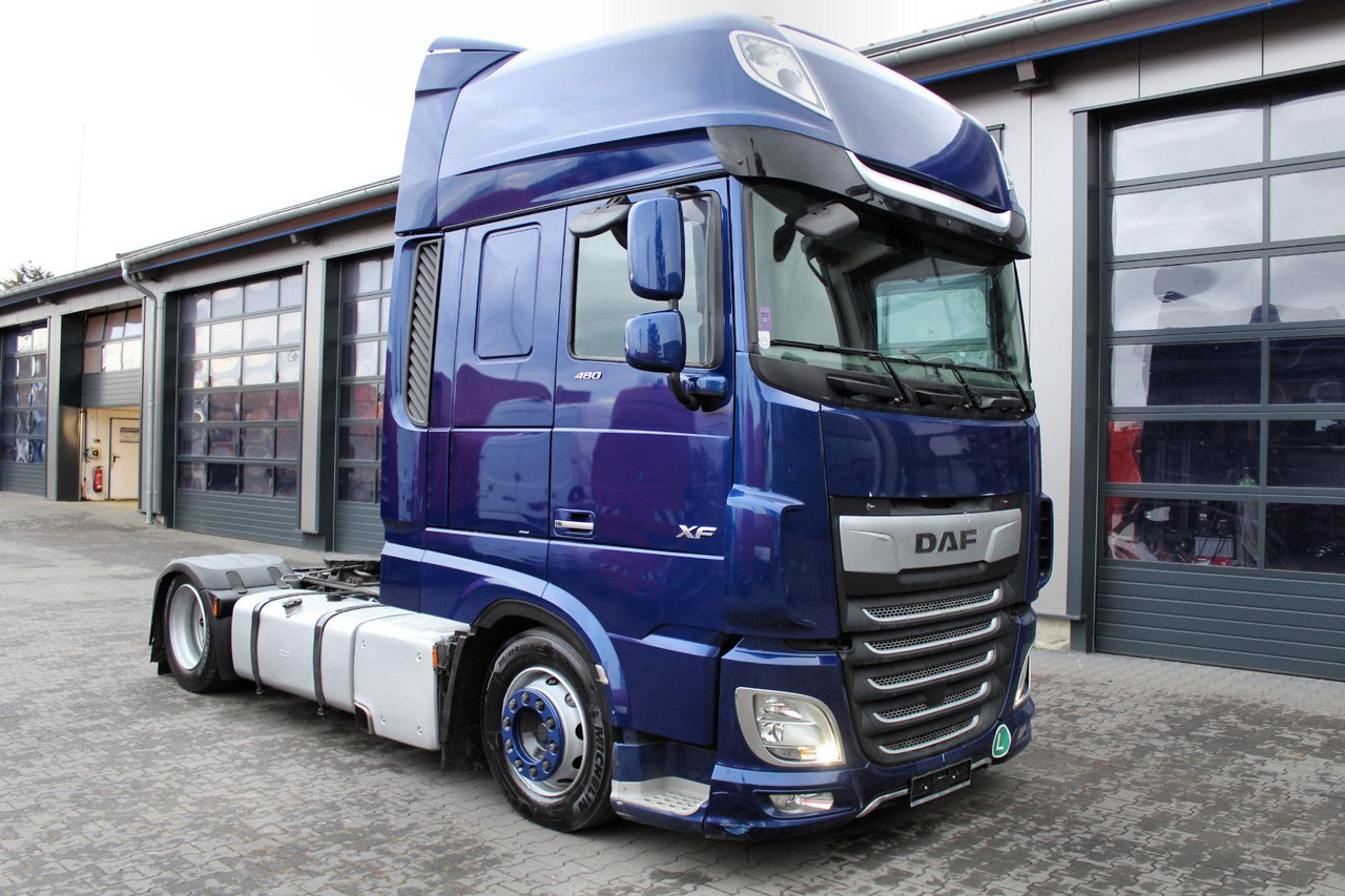 DAF XF 480 FT 4x2 SZM Lowliner !!! TOP !!! - יחידת טרקטור: תמונה 2 DAF XF 480 FT 4x2 SZM Lowliner !!! TOP !!! - יחידת טרקטור: תמונה 2