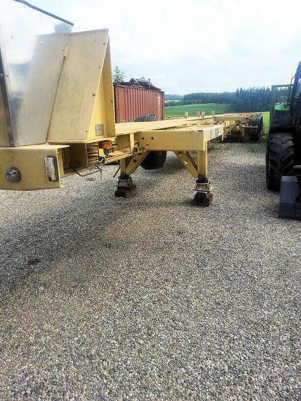 Goldhofer 3-Achs SPZ-DL3-38/80 Spezial 20,5meter + 3xLenk - סמיטריילר עם מטען נמוך: תמונה 3 Goldhofer 3-Achs SPZ-DL3-38/80 Spezial 20,5meter + 3xLenk - סמיטריילר עם מטען נמוך: תמונה 3