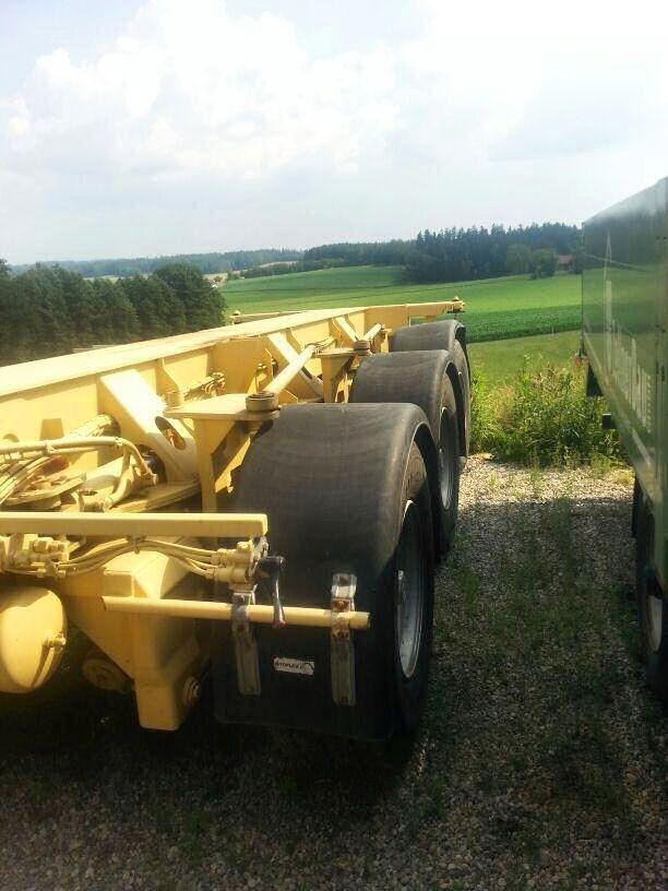 Goldhofer 3-Achs SPZ-DL3-38/80 Spezial 20,5meter + 3xLenk - סמיטריילר עם מטען נמוך: תמונה 5 Goldhofer 3-Achs SPZ-DL3-38/80 Spezial 20,5meter + 3xLenk - סמיטריילר עם מטען נמוך: תמונה 5