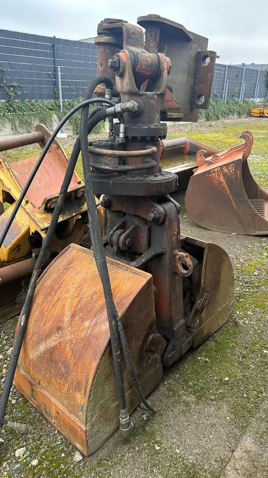 Liebherr diverse Schaufeln und Zubehör Liebherr - דלי מחפר: תמונה 4 Liebherr diverse Schaufeln und Zubehör Liebherr - דלי מחפר: תמונה 4