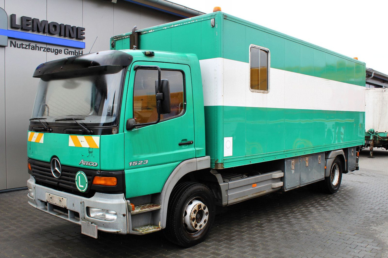 Mercedes-Benz Atego 1523 4x2 Koffer +AHK kein 1517 1518 1528 - כלי רכב מסחרי עם תיבה: תמונה 2 Mercedes-Benz Atego 1523 4x2 Koffer +AHK kein 1517 1518 1528 - כלי רכב מסחרי עם תיבה: תמונה 2