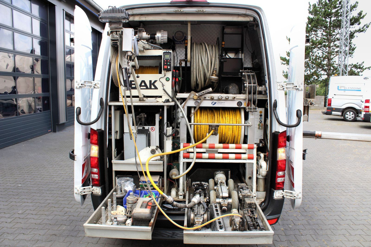 Mercedes-Benz Sprinter 516 CDI IBAK Kanal-TV+1m³ HD-Spüler +3D - משאית ואקום: תמונה 1 Mercedes-Benz Sprinter 516 CDI IBAK Kanal-TV+1m³ HD-Spüler +3D - משאית ואקום: תמונה 1