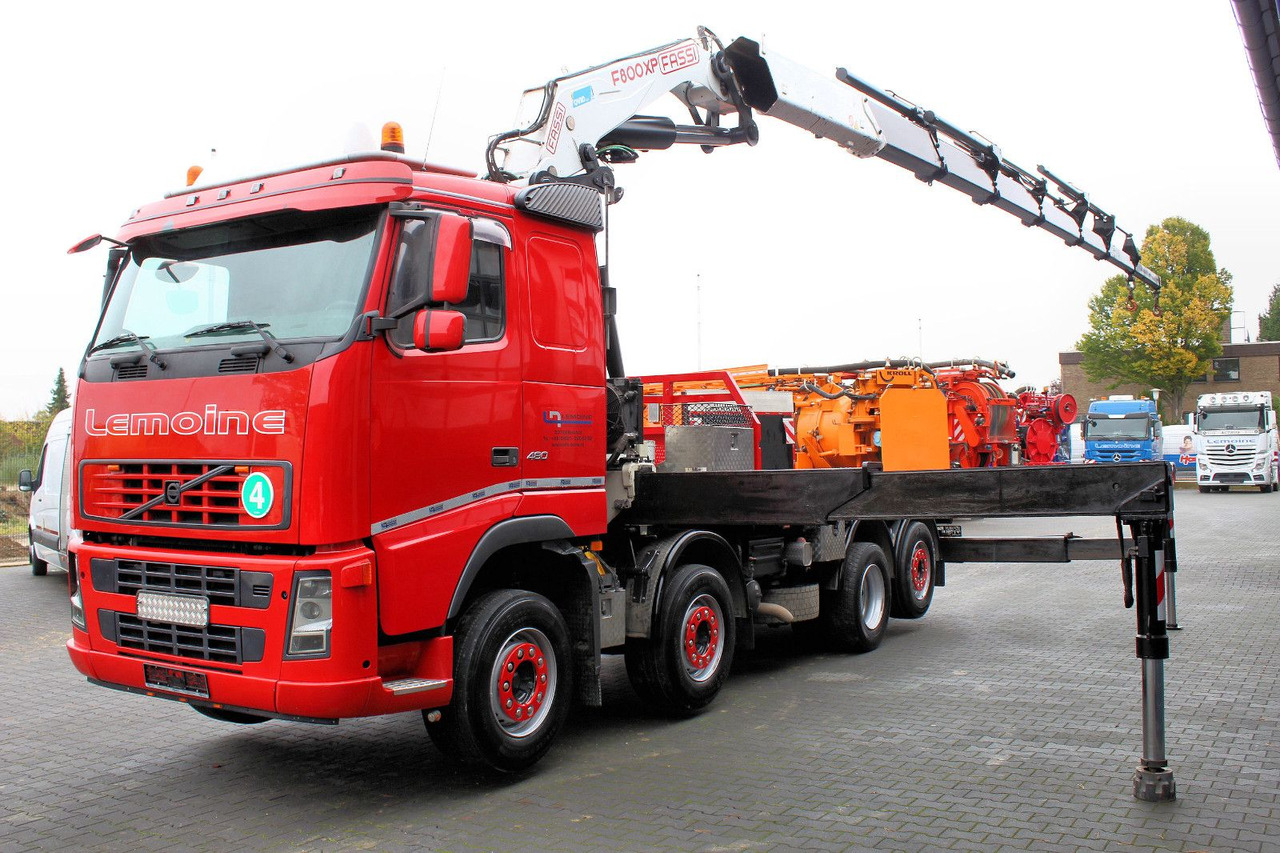 Volvo FM 480 8x2 Pritsche + FASSI F800XP Kran 6x - משאית צד נופל/ שטוחה, משאית מנוף: תמונה 3 Volvo FM 480 8x2 Pritsche + FASSI F800XP Kran 6x - משאית צד נופל/ שטוחה, משאית מנוף: תמונה 3