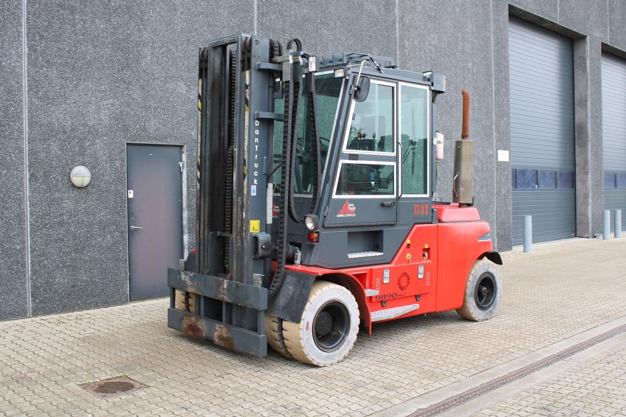 Dantruck 9890GD - מלגזת LPG: תמונה 2 Dantruck 9890GD - מלגזת LPG: תמונה 2