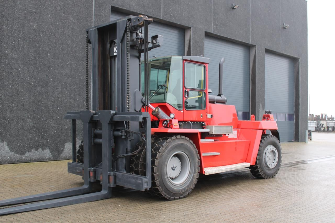 Kalmar DCD200-12LB - מלגזת סולר: תמונה 2 Kalmar DCD200-12LB - מלגזת סולר: תמונה 2