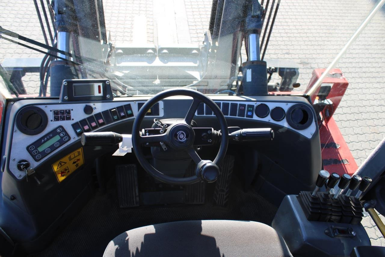 Kalmar DCE100-6 - מלגזת סולר: תמונה 4 Kalmar DCE100-6 - מלגזת סולר: תמונה 4