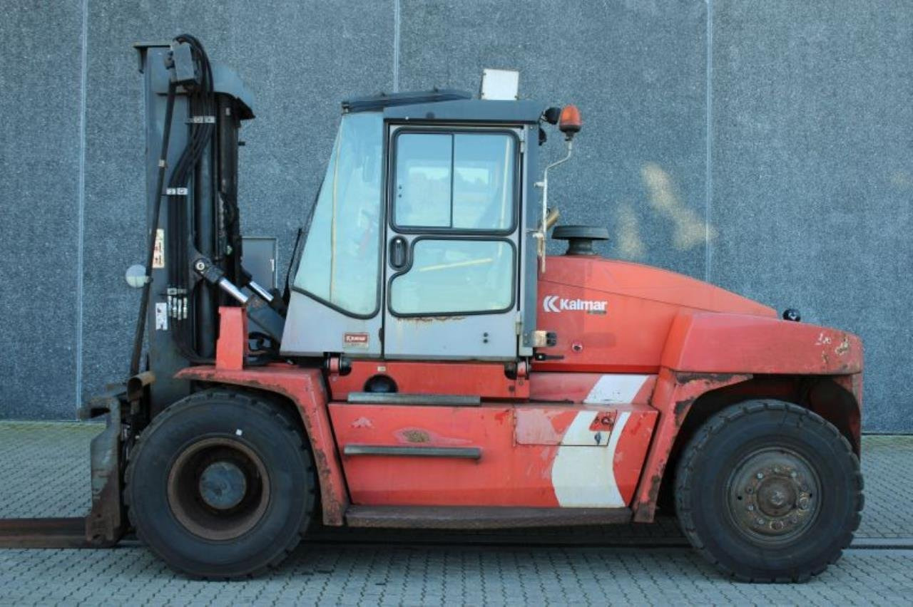 Kalmar DCE140-6 - מלגזת סולר: תמונה 1 Kalmar DCE140-6 - מלגזת סולר: תמונה 1