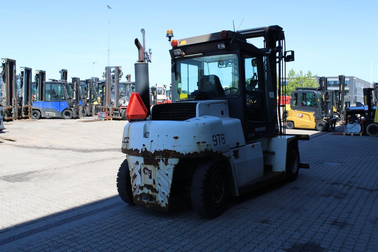 Kalmar DCE80-6 - מלגזת סולר: תמונה 3 Kalmar DCE80-6 - מלגזת סולר: תמונה 3