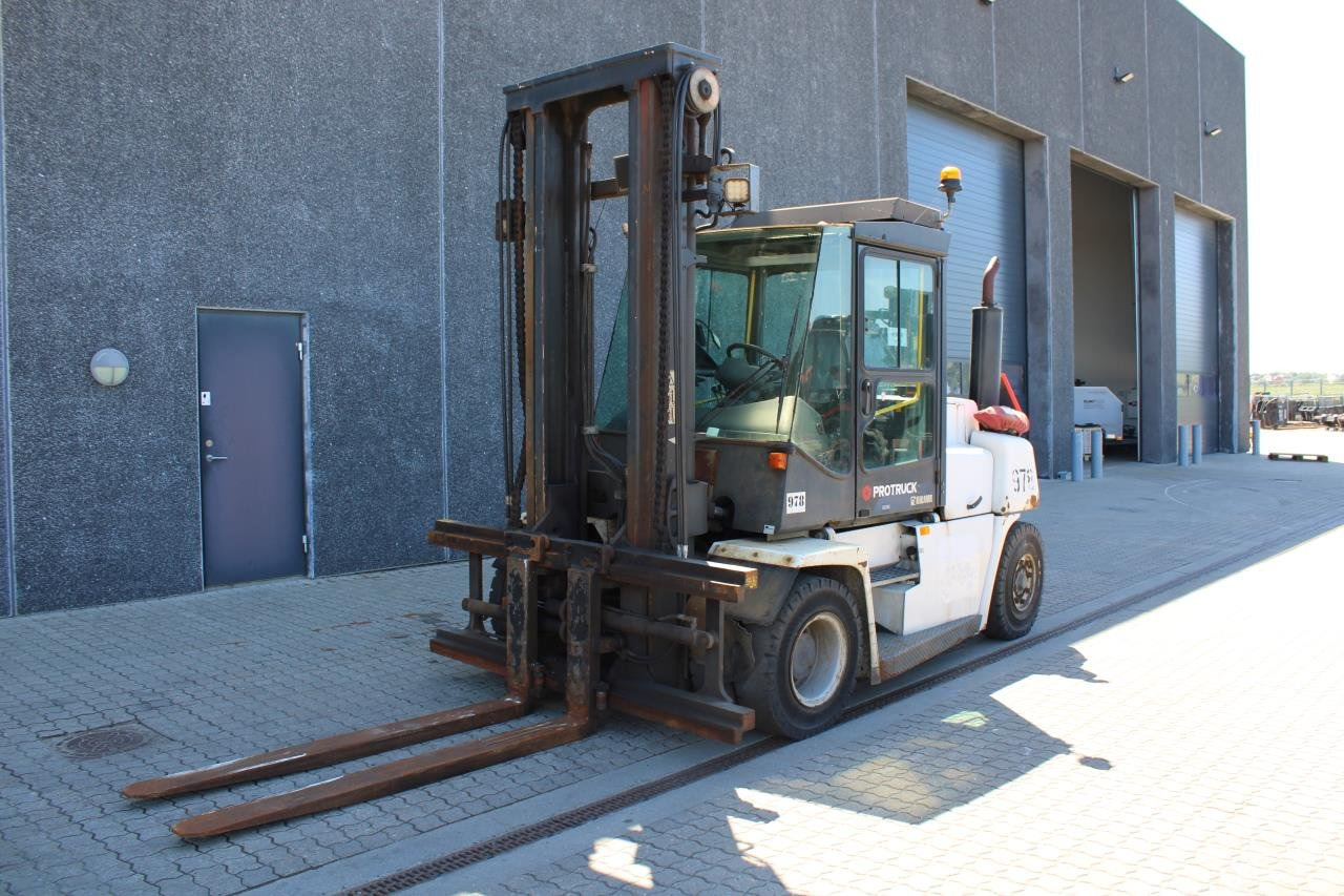 Kalmar DCE80-6 - מלגזת סולר: תמונה 2 Kalmar DCE80-6 - מלגזת סולר: תמונה 2