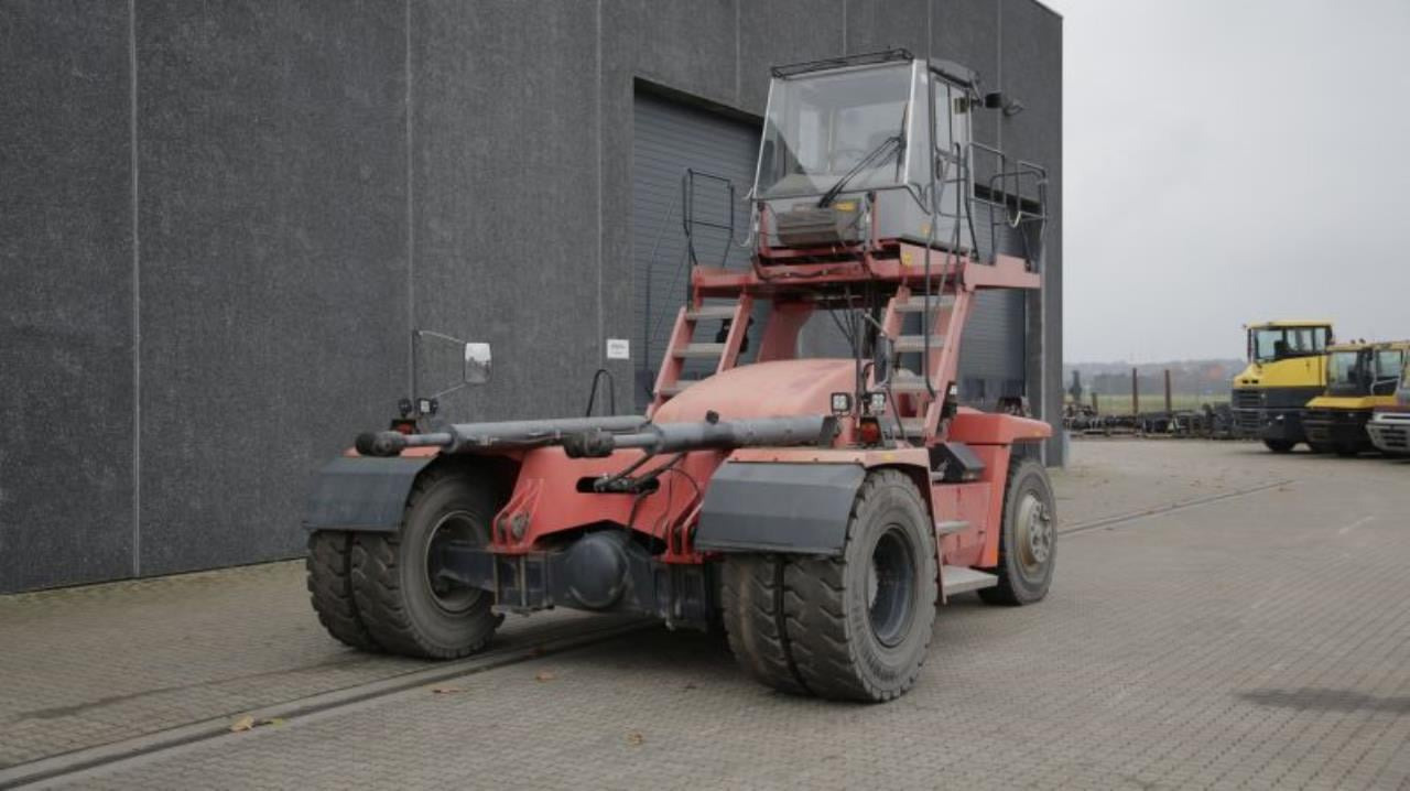 Kalmar DCF90-45ES - מפעיל מכולות: תמונה 2 Kalmar DCF90-45ES - מפעיל מכולות: תמונה 2