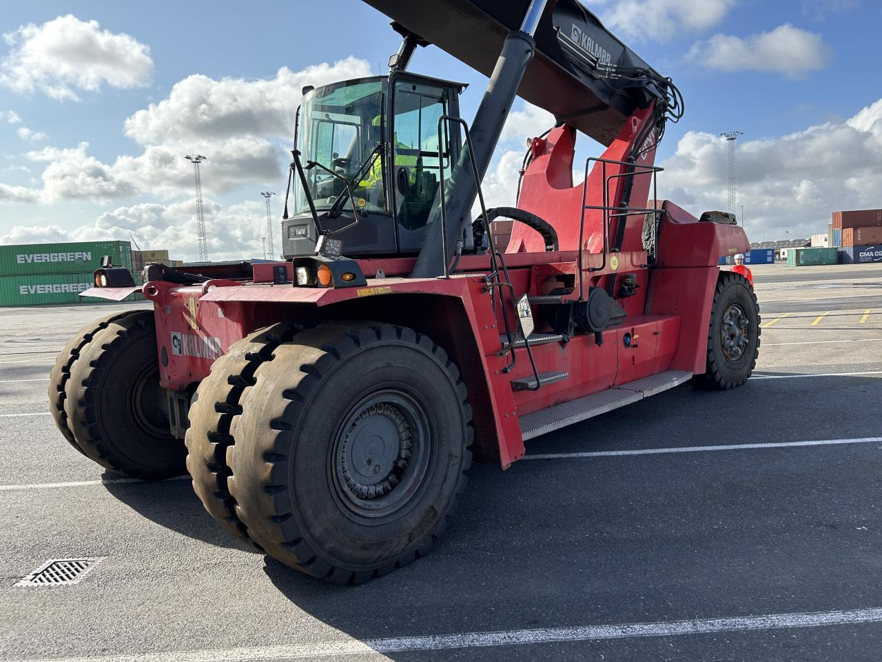 Kalmar DRG450-65S5 - מערים הגעה: תמונה 2 Kalmar DRG450-65S5 - מערים הגעה: תמונה 2