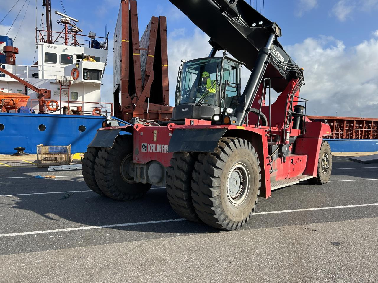 Kalmar DRG450-65S5 - מערים הגעה: תמונה 2 Kalmar DRG450-65S5 - מערים הגעה: תמונה 2