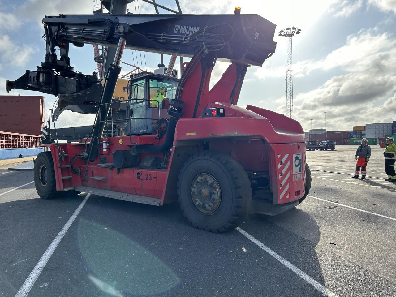 Kalmar DRG450-65S5 - מערים הגעה: תמונה 3 Kalmar DRG450-65S5 - מערים הגעה: תמונה 3