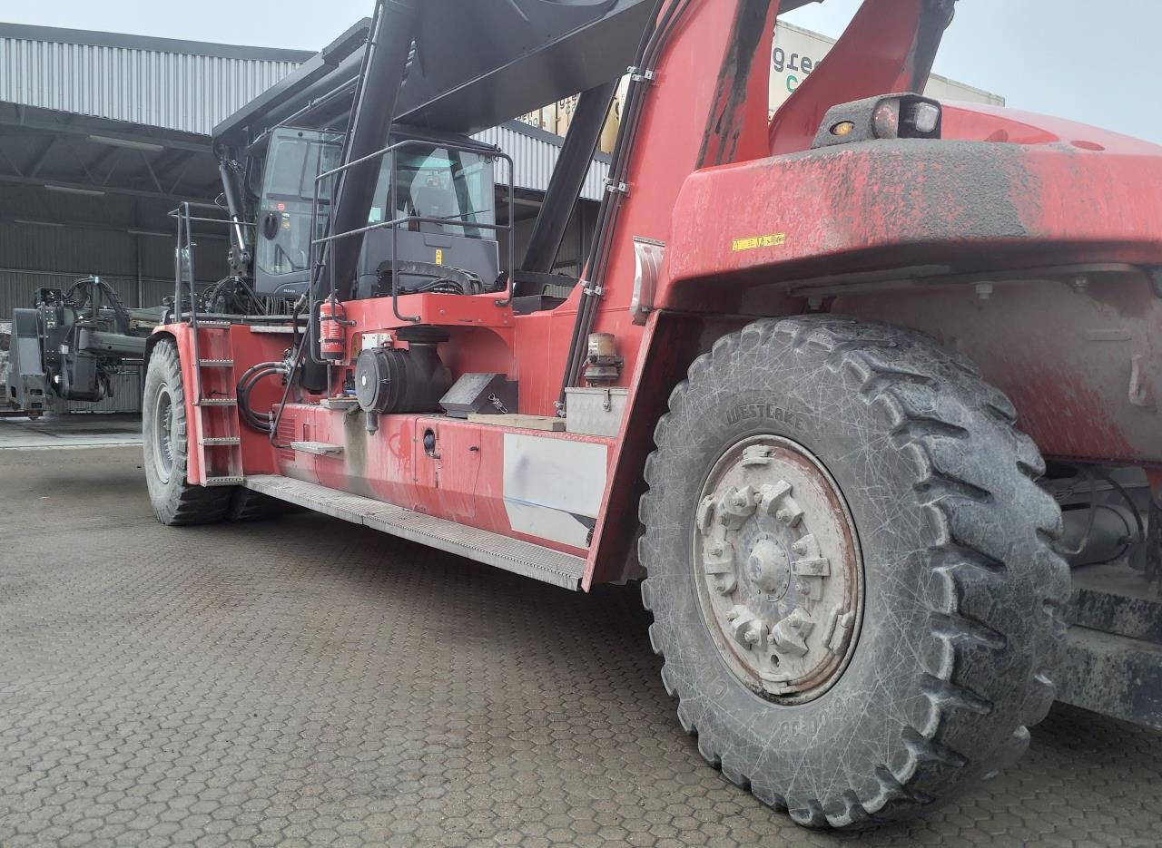 Kalmar DRG450-75C5XS - מערים הגעה: תמונה 2 Kalmar DRG450-75C5XS - מערים הגעה: תמונה 2