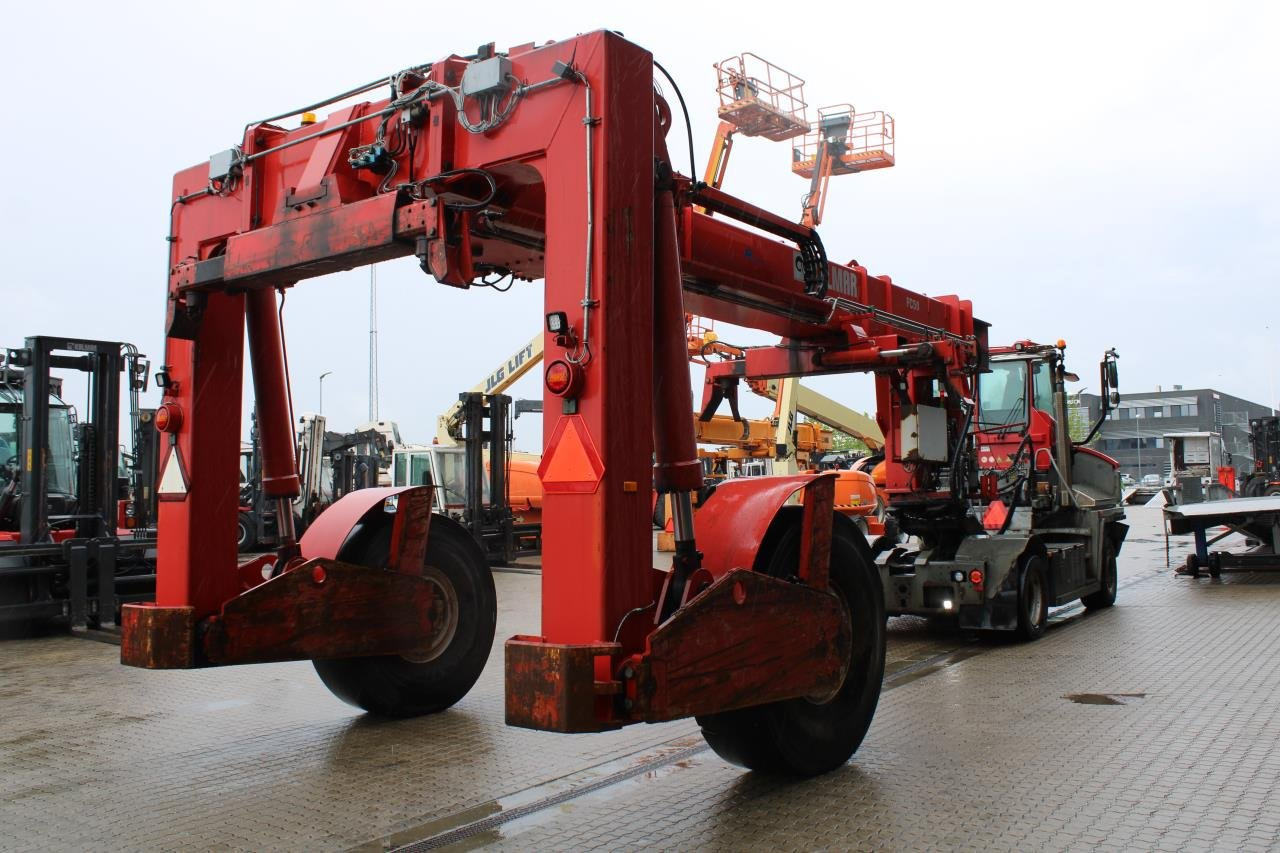 Kalmar FC50 20-40” - מפעיל מכולות: תמונה 3 Kalmar FC50 20-40” - מפעיל מכולות: תמונה 3